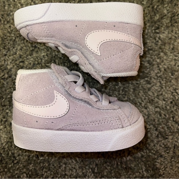 Violet Nike Blazers - Picture 2 of 3